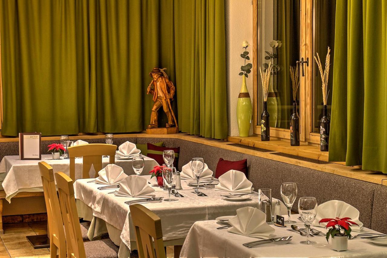Hotel Berghof Ramsau am Dachstein Exterior photo