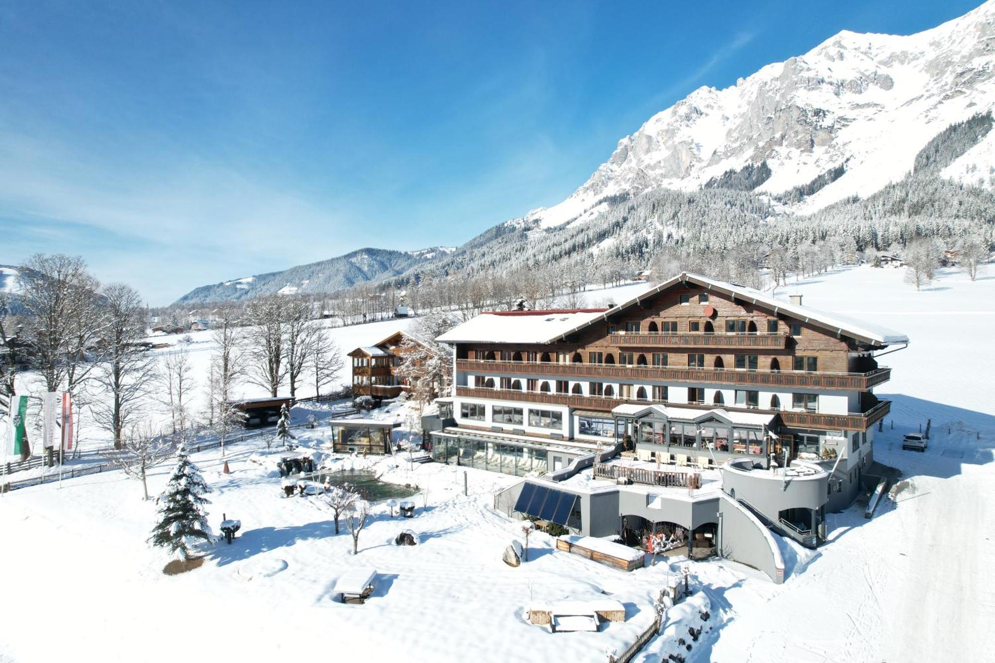 Hotel Berghof Ramsau am Dachstein Exterior photo