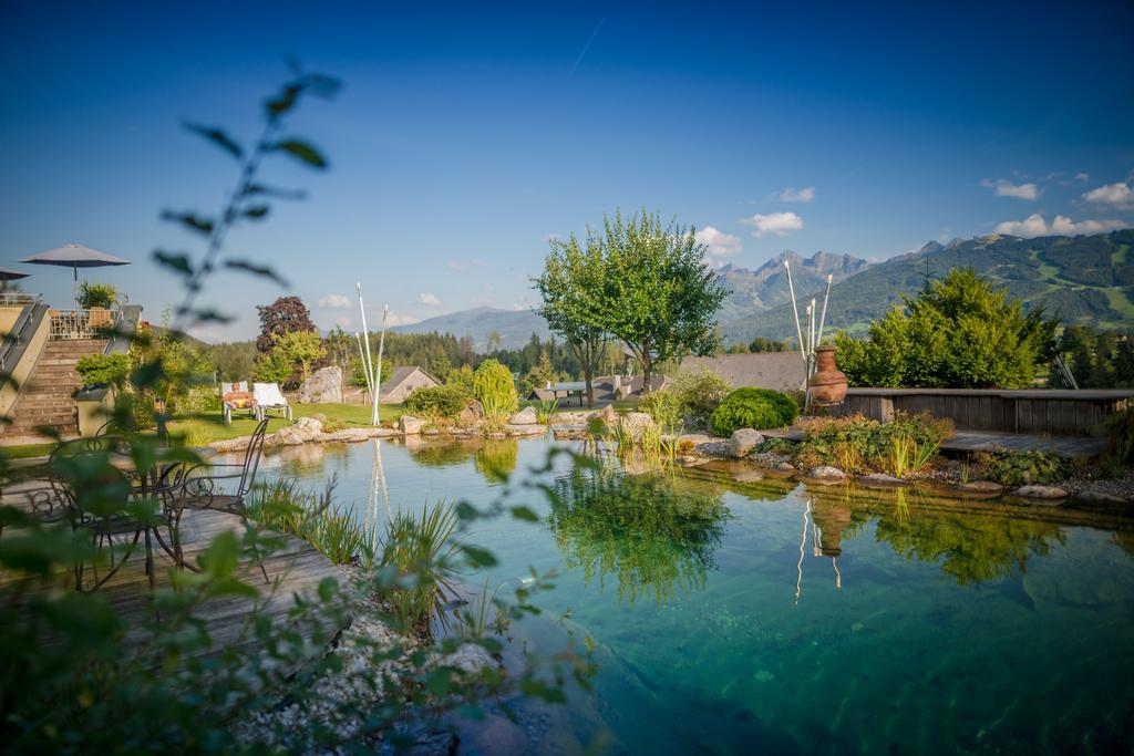 Hotel Berghof Ramsau am Dachstein Exterior photo